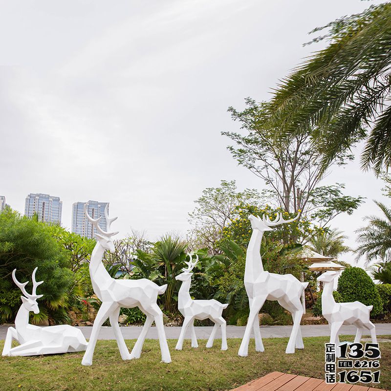 戶外幾何玻璃鋼抽象園林動物景觀梅花鹿雕塑