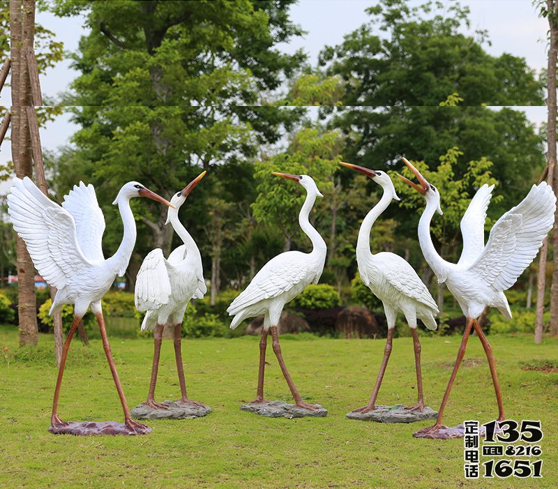 玻璃鋼公園草坪景觀仿真仙鶴雕塑